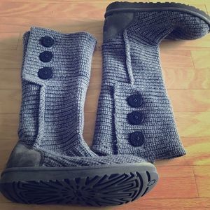 Gray knit UGGS